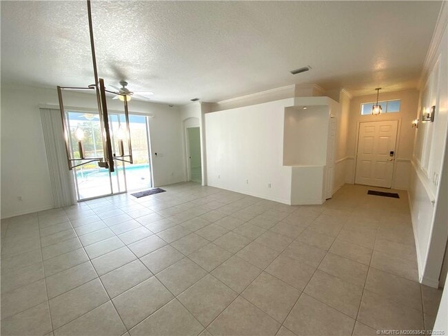 Building Photo - 3486 NW Oak Glen Dr