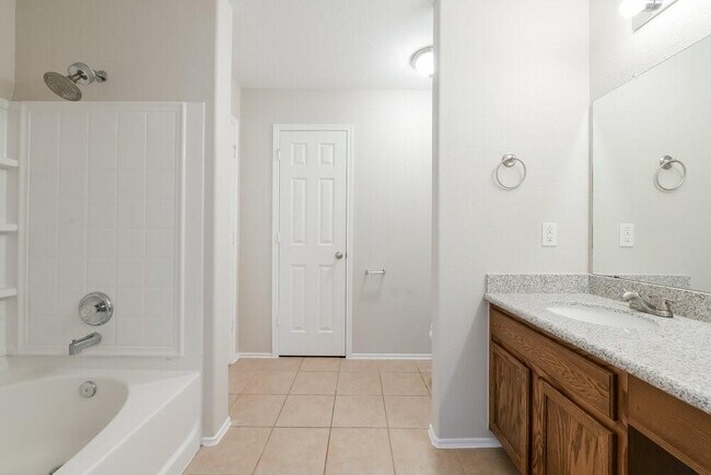 Building Photo - 7510 American Holly Ct