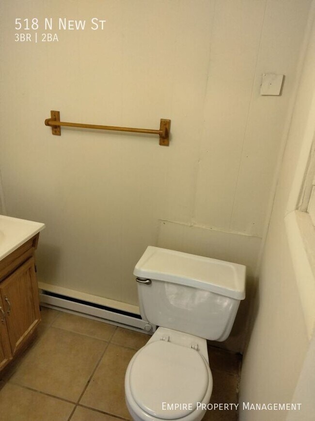Building Photo - 3 Bedroom/ 1.5 Bathroom Home in Allentown!