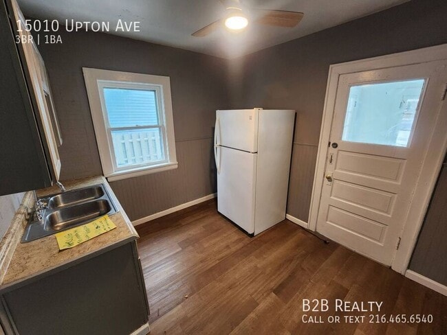 Building Photo - 15010 Upton Ave