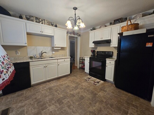 Building Photo - 2229 Bandler Rd