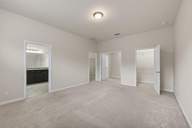 Building Photo - 136 Behring Way