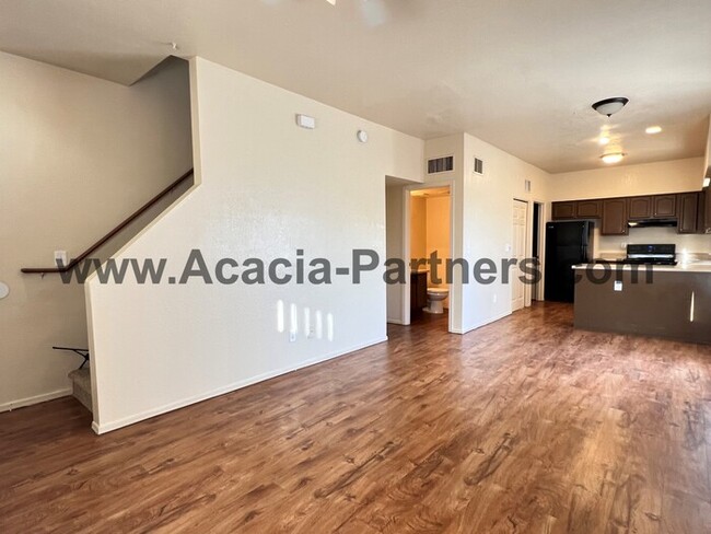 Building Photo - Two Bedroom in Oak Flower Neighborhood *MO...