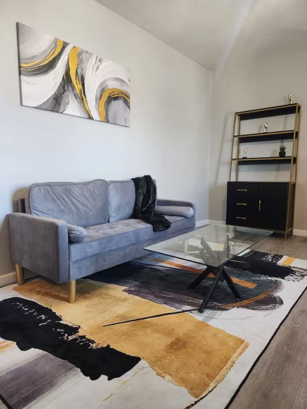 Building Photo - 1334 W Ridgewood Ct