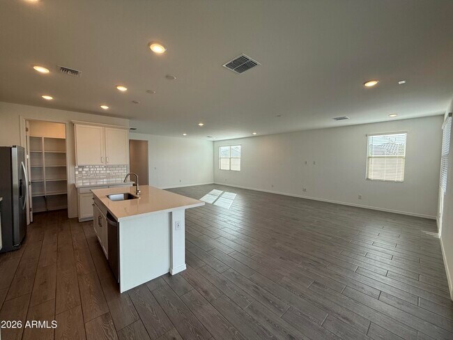 Building Photo - 4248 Brenley Dr