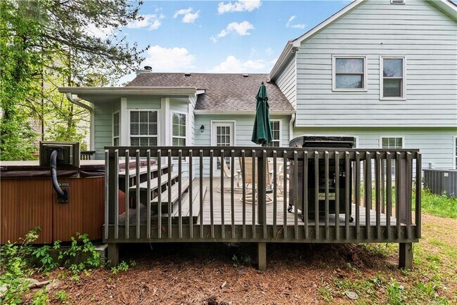 Building Photo - 1700 English Ivey Ln