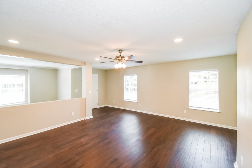 Building Photo - 7068 Beekman Lake Dr