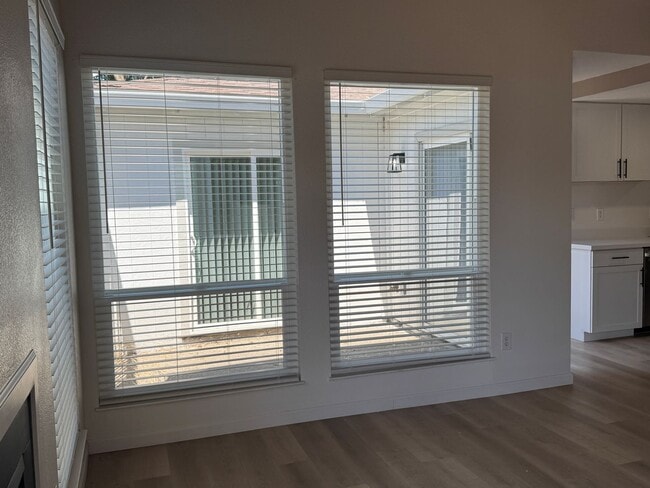 Building Photo - Completely Remodeled Three Bed, Two Bath D...