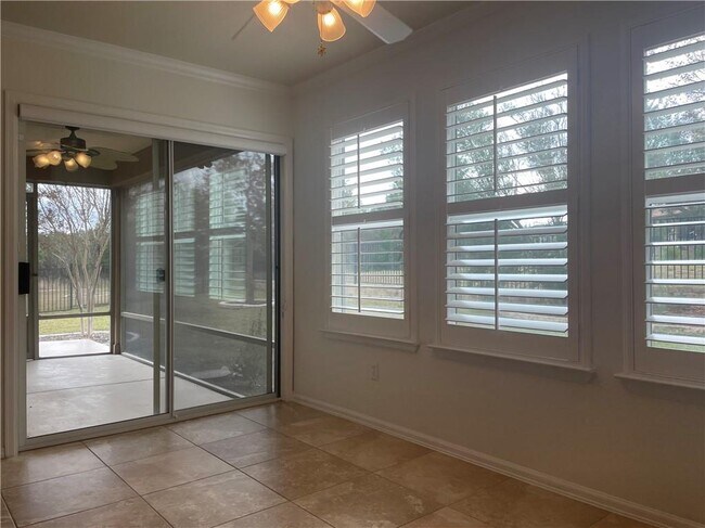 Building Photo - 112 Garner Cove
