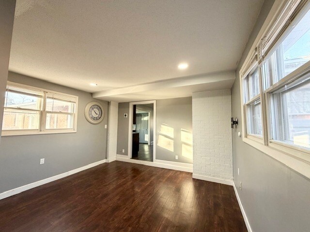 Building Photo - 1616 Mayfield Ave