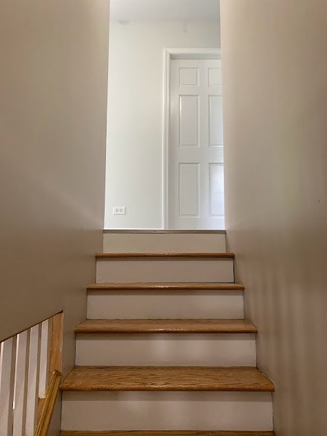 Building Photo - 1221 N Chicago Ave