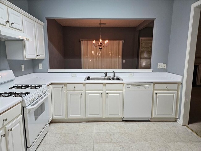 Building Photo - 4209 Royal Regency Cir