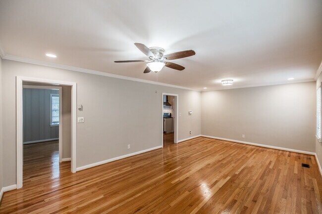 Building Photo - 336 Allen Dr