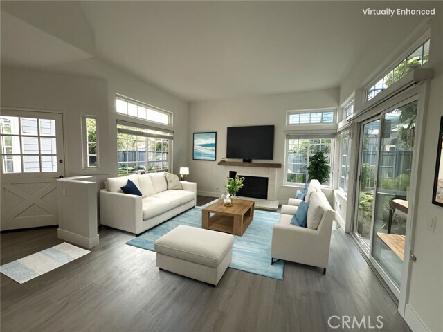 Building Photo - 3600 Lilac Ave