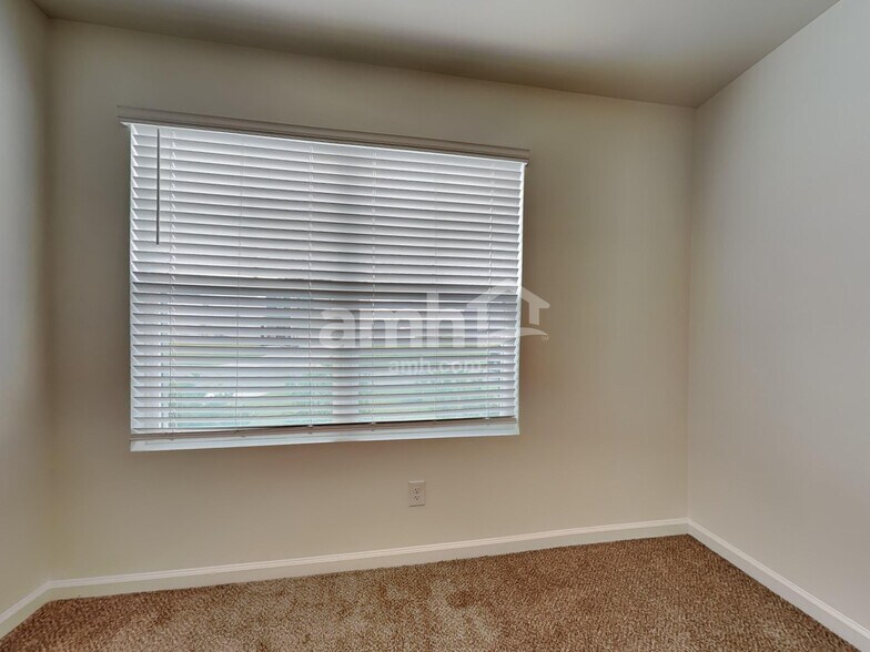 Building Photo - 118 Tobago Cir