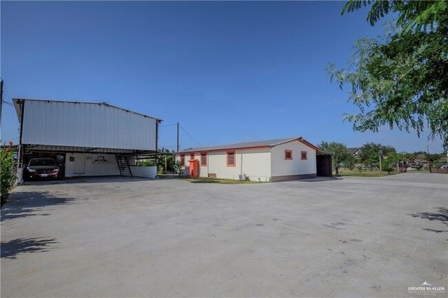 Building Photo - 16319 Eagle Pass St