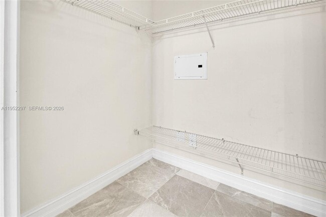 Building Photo - 1945 S Ocean Dr