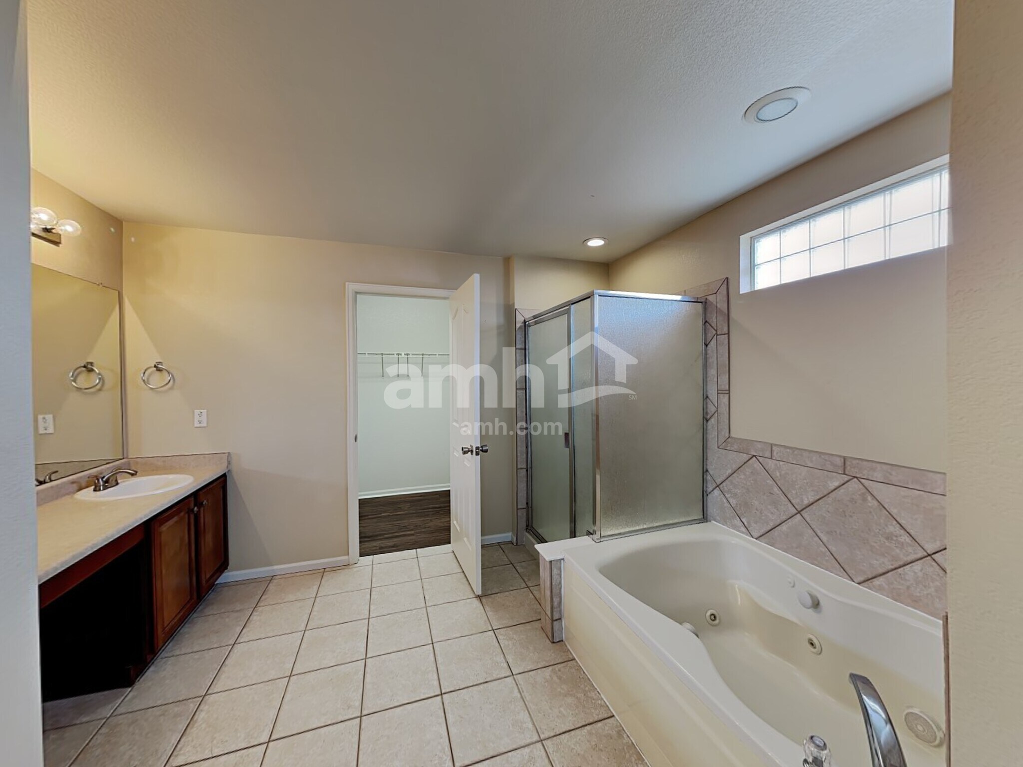 Building Photo - 15662 E 98th Pl