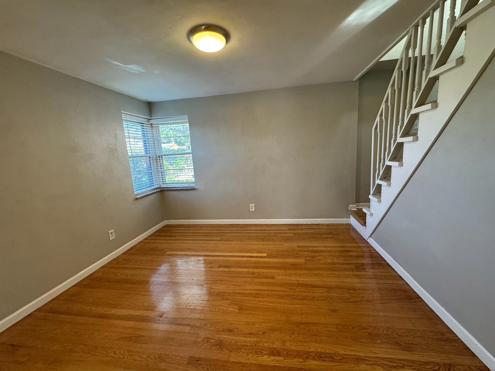 Building Photo - 6621 Marmaduke Ave