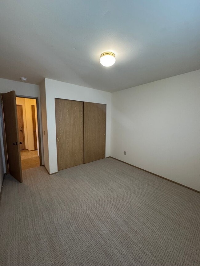 Building Photo - 1614 28th St