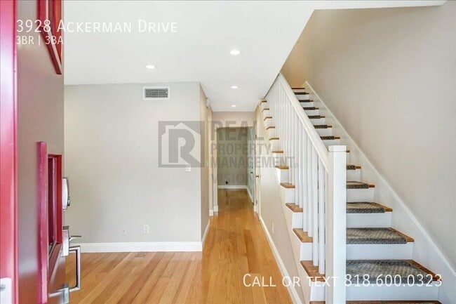 Building Photo - 3928 Ackerman Dr