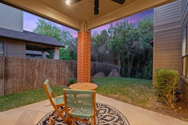 Building Photo - 2911 Corbin Ln
