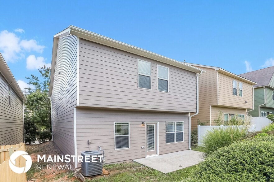 Building Photo - 1615 Chattahoochee Ct
