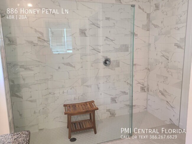 Building Photo - 886 Honey Petal Ln