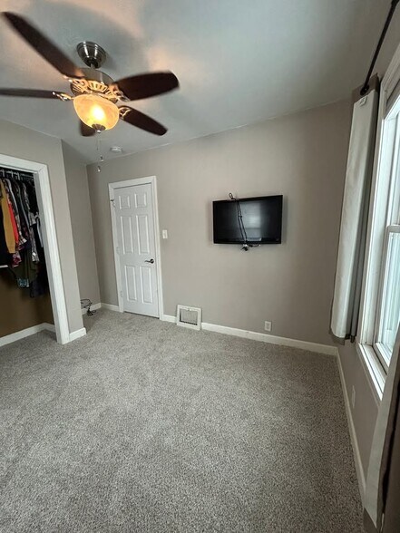 Master Bedroom 3 - 619 Northern Ave