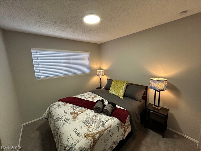 Building Photo - 4458 Del Oro Dr