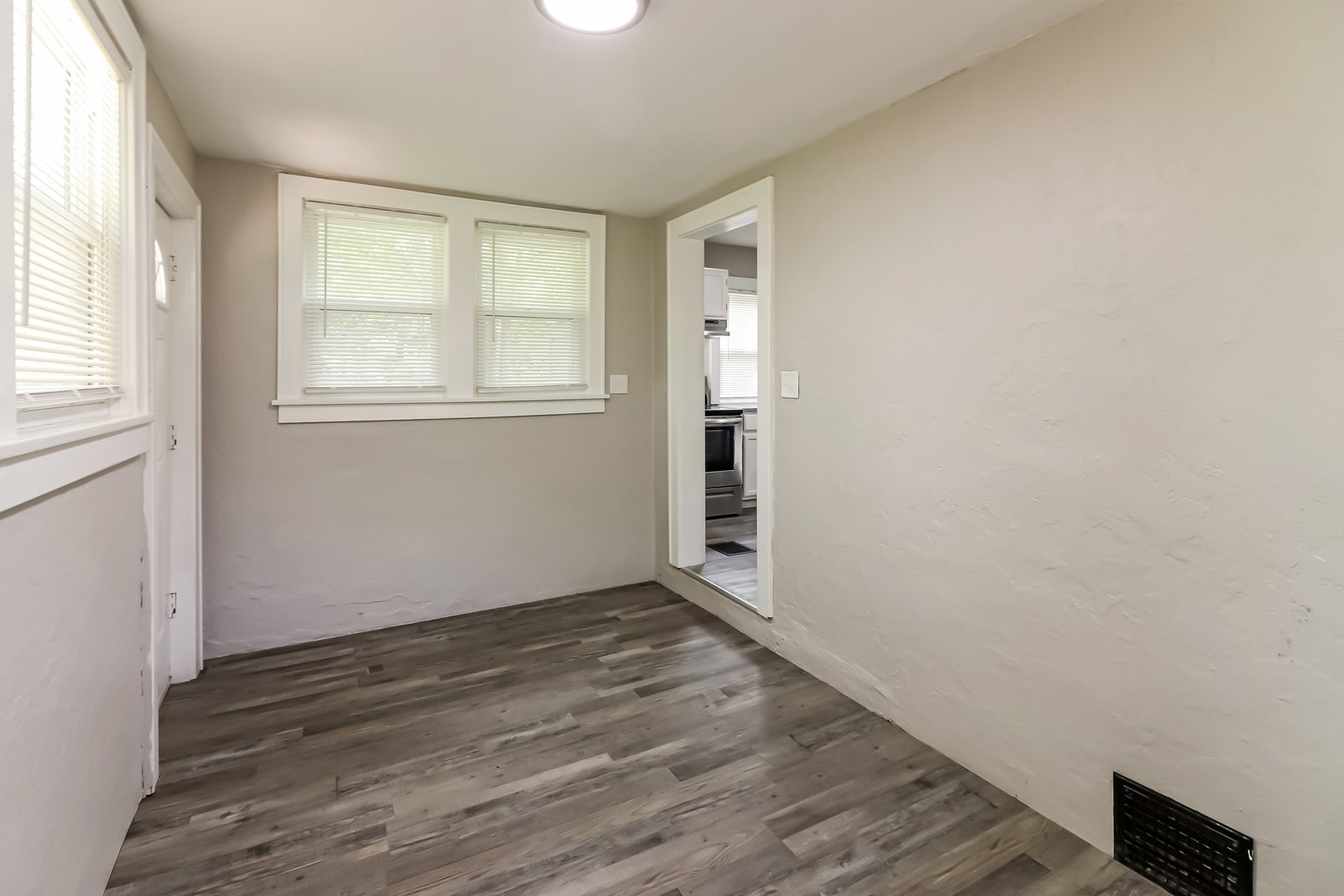 Building Photo - 6703 Harris Ave