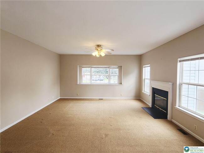 Building Photo - 236 Lenape Trail
