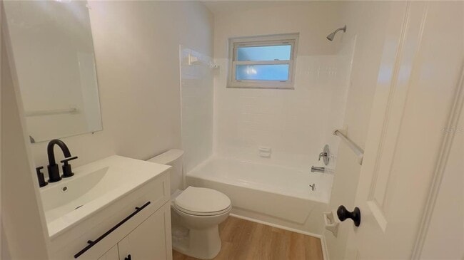 Building Photo - 8675 Lantana Dr