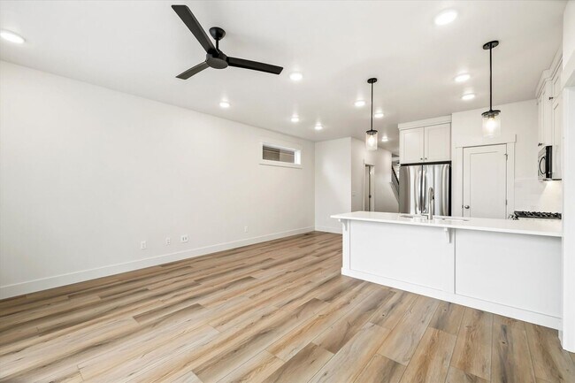 Building Photo - 3+3 Luxury Home in Eagle’s Prestigious Bellemeade Community