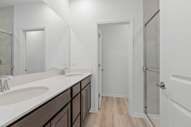 Building Photo - 11067 Thomas St