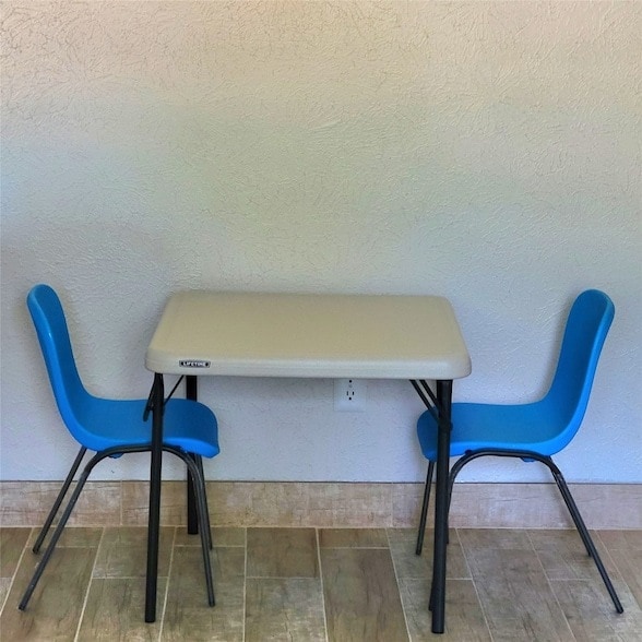 Building Photo - 5526 Excalibur Dr