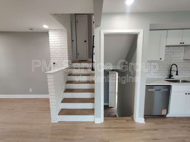 Building Photo - 4025 Williams St
