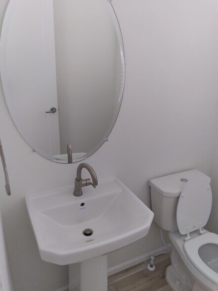 Building Photo - 4980 Construct Pt