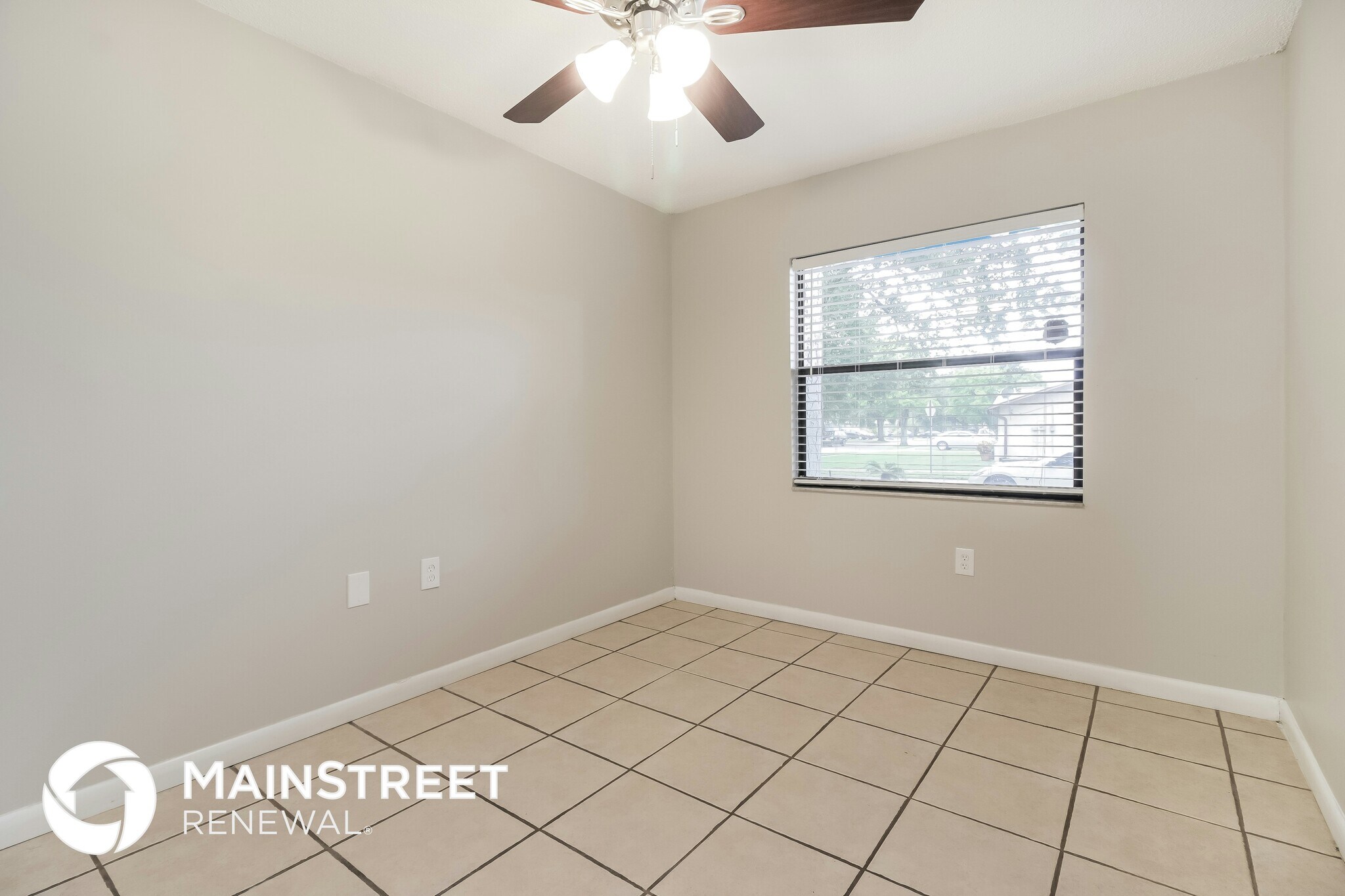 Building Photo - 2495 E Sherwood Cir
