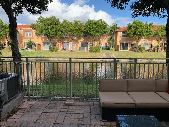 Building Photo - 4926 Leeward Ln