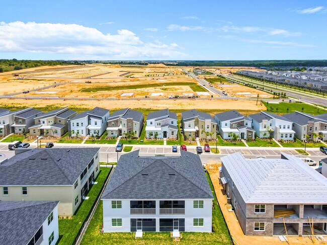 Building Photo - 9338 Sommerset Hills Dr