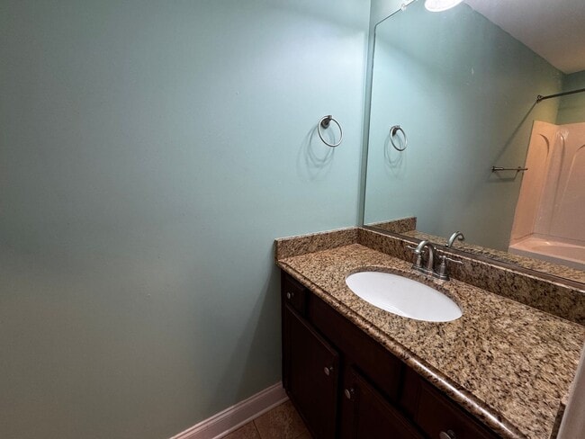 Building Photo - 5042 Wyngate Village Dr