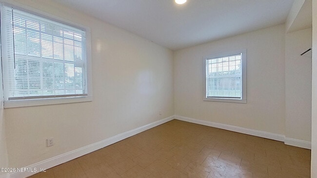 Building Photo - 1049 Pippin St