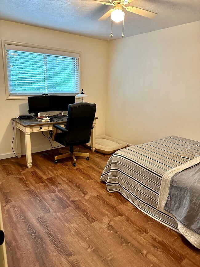 Bedroom - 4239 E 400 N