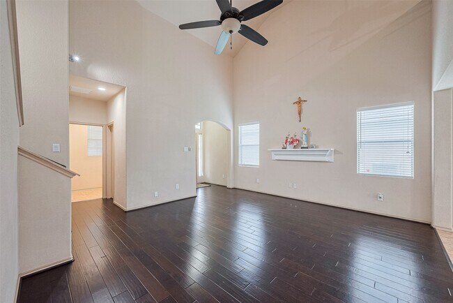 Building Photo - 1810 Emerson Ridge Dr