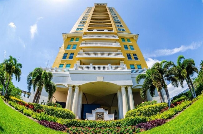 Building Photo - 345 Bayshore Blvd