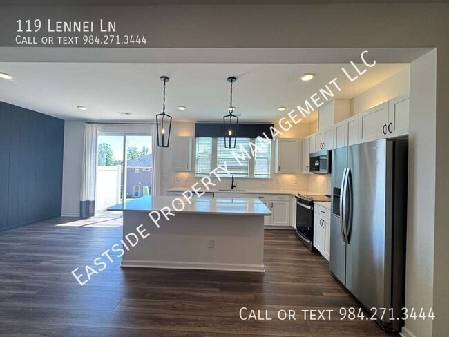 Building Photo - 119 Lennei Ln