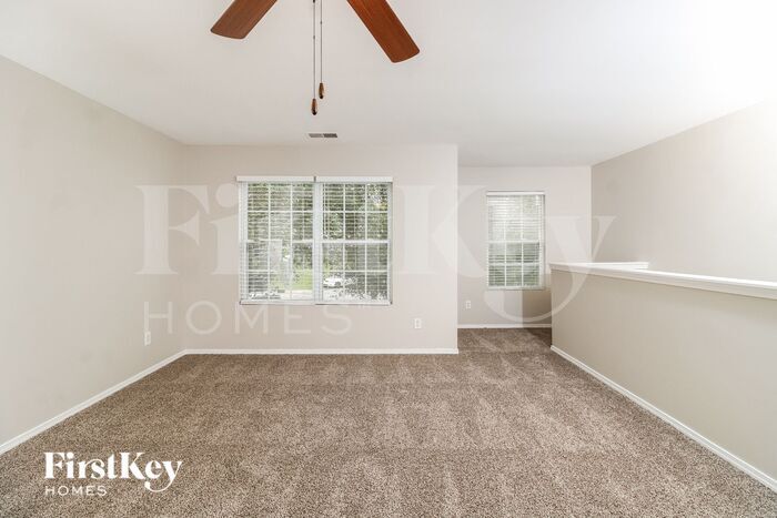 Building Photo - 633 Cambridge Farm Ct