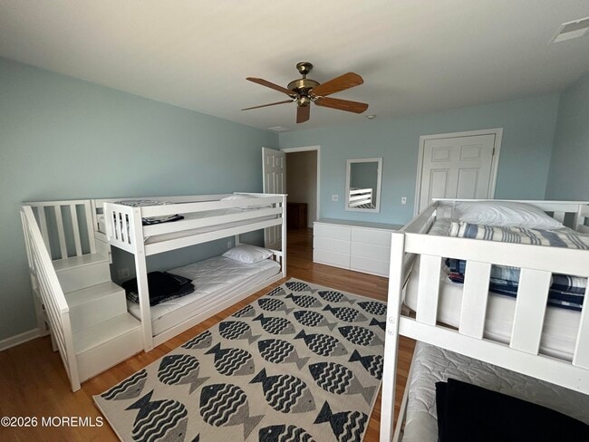 Building Photo - 206 Pointe Dr