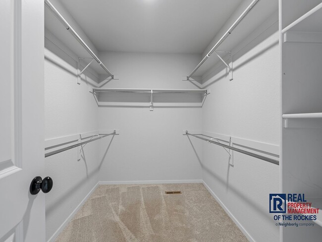 Building Photo - Stunning 3 Bed 2.5 Bath Townhome in Timnath, CO!